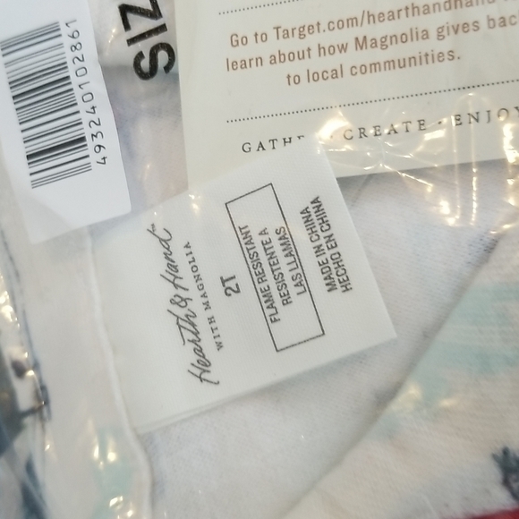 2/$15 HEARTH & Hand With Magnola Toddler Holiday Ski Scene Pajama Set NWT - Picture 4 of 6